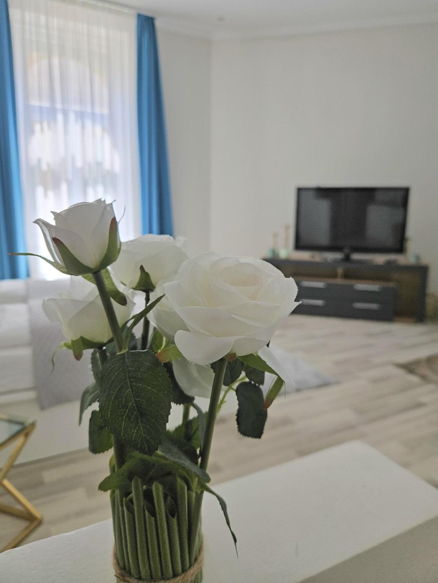 Designer Downtown Gem Apartment Budapest Bagian luar foto