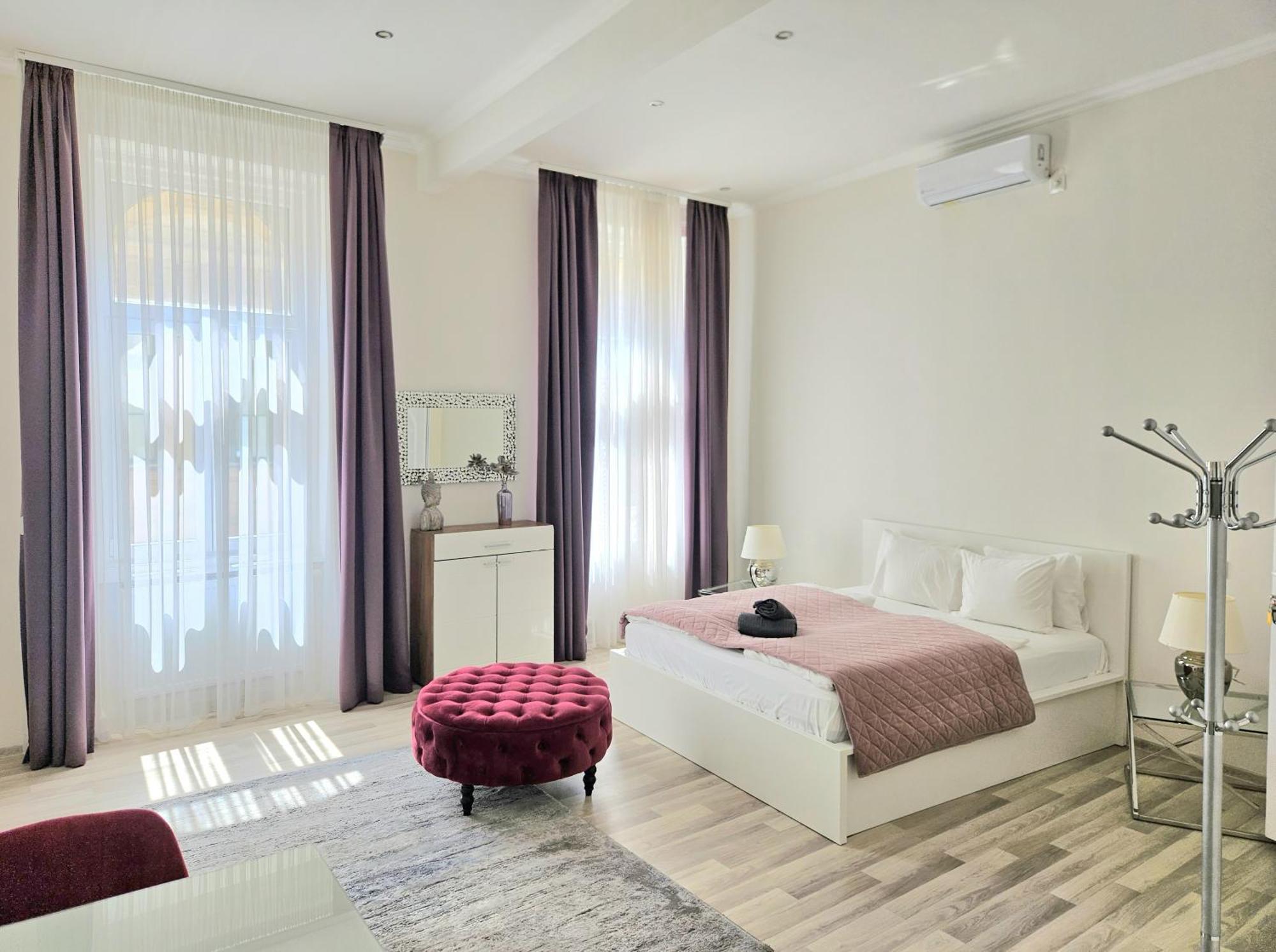 Designer Downtown Gem Apartment Budapest Bagian luar foto